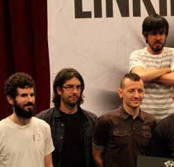Linkin Park - Sydney Summit 12/11/2010 фото №1228201