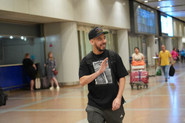 Linkin Park - Mike Shinoda at Airport in Beijing, China 08/12/2018 фото №1271648