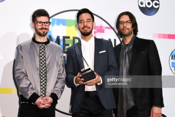 Linkin Park at American Music Awards 2017 11/19/2017 фото №1014060