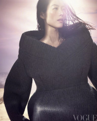 Liu Wen for Vogue China April 2025 by Sean+Seng фото №1418588