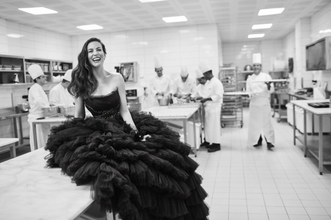 Лив Тайлер - Liv Tyler фото №1004119 - Liv Tyler – Harpers Bazaar