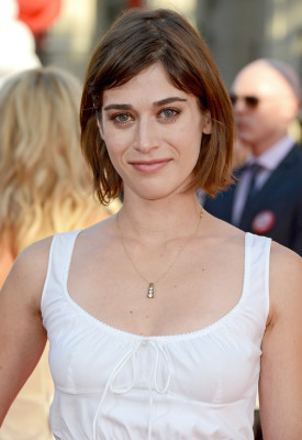 Lizzy Caplan фото №545865