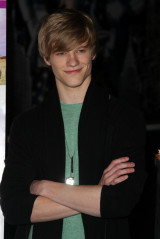 Lucas Till фото №449273