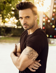 Luis Fonsi - Omar Cruz Photoshoot фото №1085616