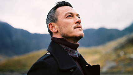 Luke Evans фото №947423