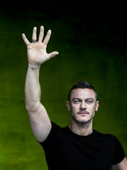 Luke Evans фото №930489