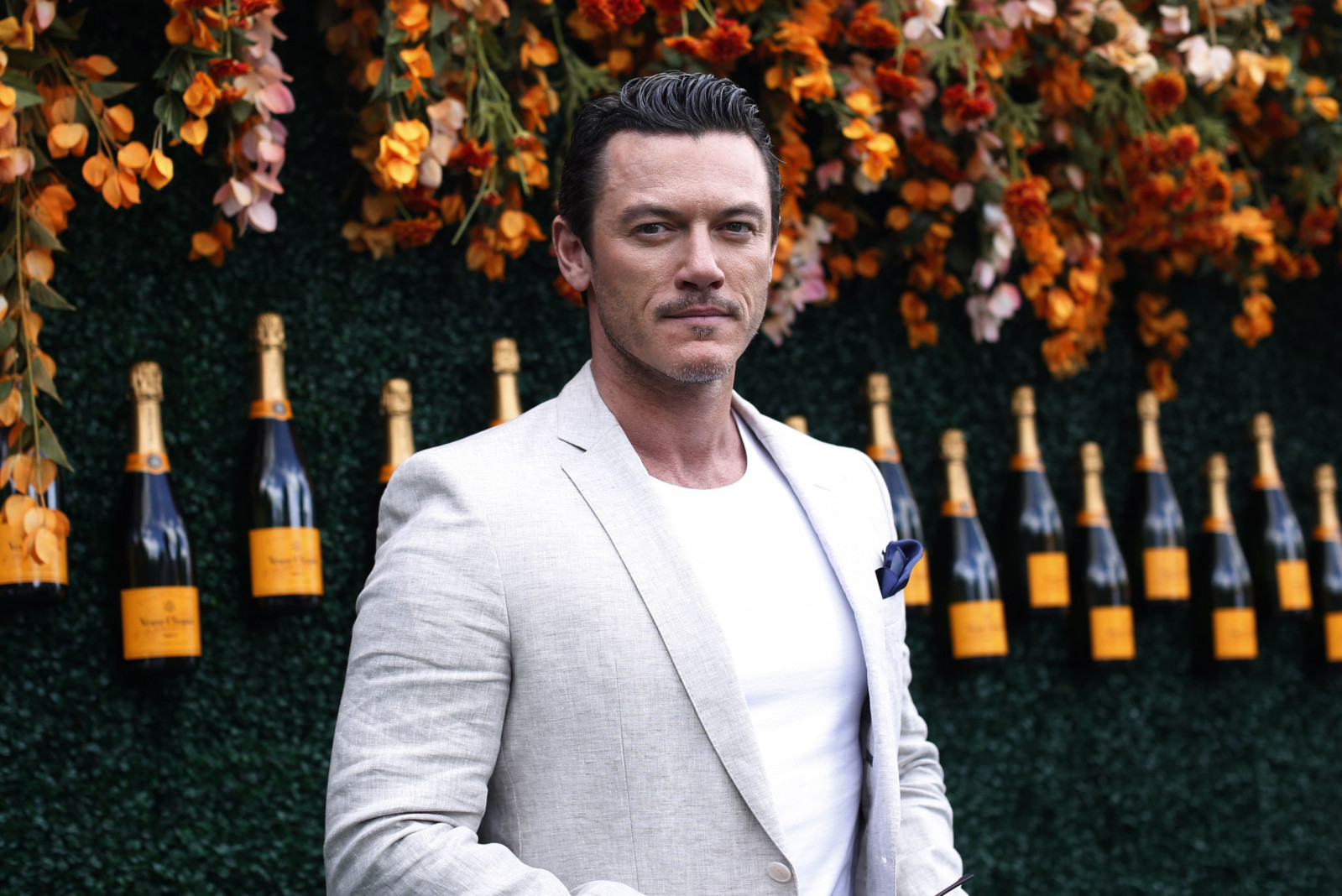 Люк Эванс (Luke Evans)