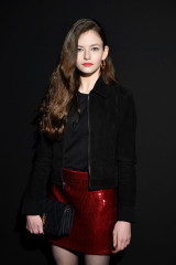 Mackenzie Foy – Saint Laurent Fashion Show in Paris 02/26/2019 фото №1147957