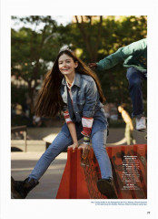 Mackenzie Foy in Seventeen Magazine, October/November 2018 фото №1102637