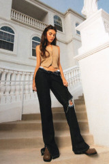 Madison Beer - Boohoo x Madison Beer (2021) фото №1305403