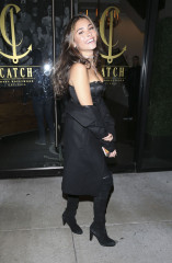 Madison Beer – Leaves Catch Resturant in Los Angeles  фото №937897