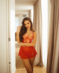 Madison Pettis - Savage x Fenty 'Valentine's Day Collection' 01/25/2022 фото №1334949