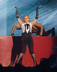 Madonna фото №795089