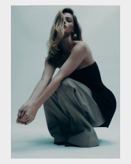 Maggie Rawlins by Ricardo Beas фото №1411242