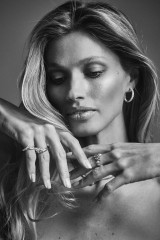 Maggie Rawlins by Patrick Xiong фото №1410423