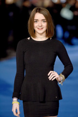 Maisie Williams фото №781467