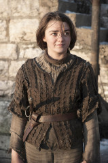 Maisie Williams фото №746655