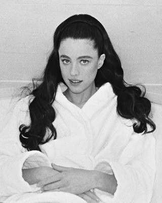 Margaret Qualley for Harper's Bazaar фото №1414008