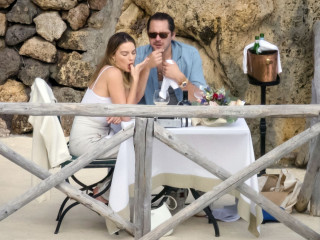 Margot Robbie with her husband in Tuscany, Italy 10/27/2021 фото №1324255