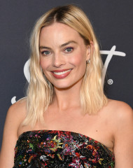 Margot Robbie - 21st Annual Warner Bros. & Instyle After Party // Jan 5 2020 фото №1269342