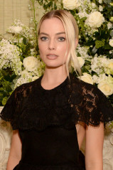 Margot Robbie - British Vogue and Tiffany & Co. Fashion and Film Party, 02.02.20 фото №1268162