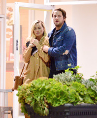 Margot Robbie and Tom Ackerley are seen in Los Angeles, 05.02.2020 фото №1267455