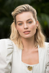 Margot Robbie – Photoshoot for USA Today 2018 фото №1127695