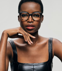 Maria Borges for Oliver Peoples Fall 2023 фото №1416615
