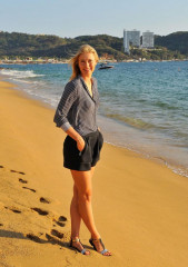 Maria Sharapova – Sightseeing in Acapulco, February 2015 фото №1041890