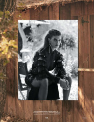 Marina Linchuk for Elle Russia // October 2020 фото №1276836