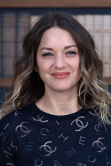 Marion Cotillard – Chanel Haute Couture Fall/Winter 19/20 Show in Paris  фото №1242729