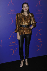 Marion Cotillard – Love On The Rocks Photocall Party at Eden Roc in Cap d’Antibe фото №968184