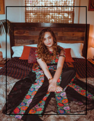 Mary Mouser – Saturne Magazine Summer 2019 Issue фото №1216813