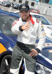 Max Thieriot - 37th Annual Toyota ProCelebrity Race in Long Beach 04/01/2014 фото №1290501