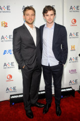 Max Thieriot - A+E Networks Upfront in New York 04/30/2015 фото №1300739
