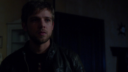 Max Thieriot - Bates Motel (2015) 3x06 'Norma Louise' фото №1284523