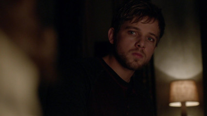 Max Thieriot - Bates Motel (2015) 3x06 'Norma Louise' фото №1284527