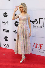 Meg Ryan – 2017 AFI Life Achievement Award Gala Honoring Diane Keaton in LA фото №973852