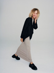 Meg Ryan - Glamour Magazine, December 2023 фото №1381887