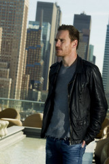Michael Fassbender - Charles Sykes Photoshoot in New York 10/07/2011 фото №1252091