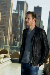 Michael Fassbender - Charles Sykes Photoshoot in New York 10/07/2011 фото №1252091