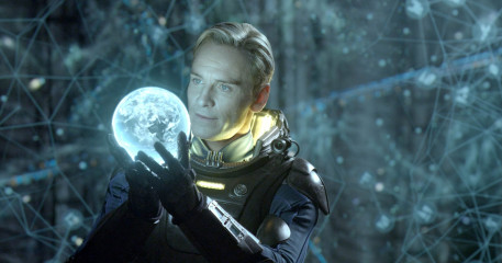 Michael Fassbender - Prometheus (2012) фото №1257128