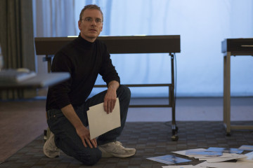 Michael Fassbender - Steve Jobs (2015) фото №1239007