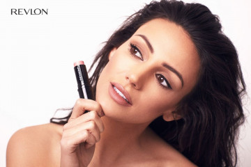 Michelle Keegan for Revlon, 2017 Campaign фото №1026115