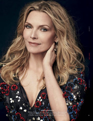 Michelle Pfeiffer – Vanity Fair Italy 10/23/2019 фото №1227516