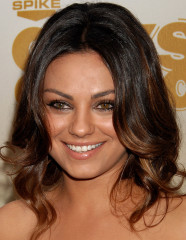 Mila Kunis фото №214433