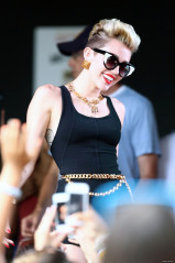 Miley Cyrus фото №654216