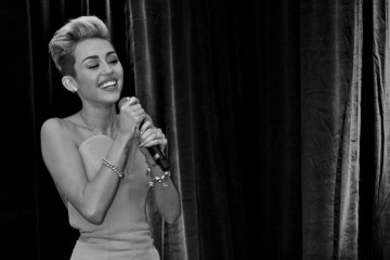 Miley Cyrus фото №653744