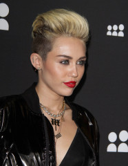 Miley Cyrus фото №643467