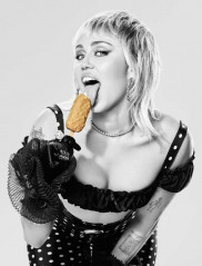 Miley Cyrus - 'Magnum' Promoshoot // 2021 фото №1304527